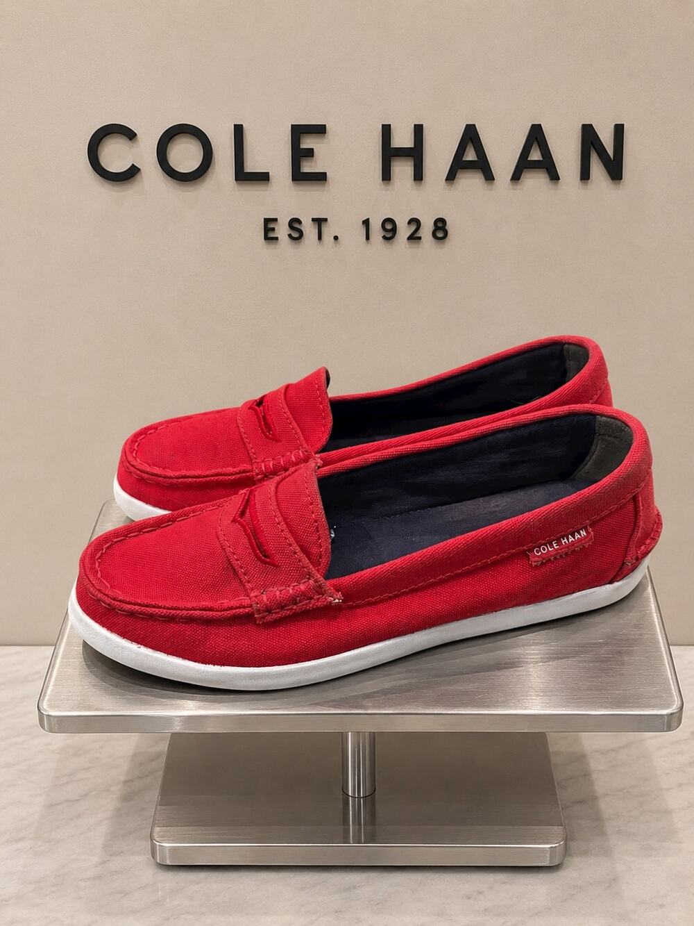 Cole Haan Nantucket Red Canvas Penny Loafers Women’s 6.5B D44625